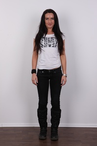 2. Download full pics of Martina (25) from czechcasting.com