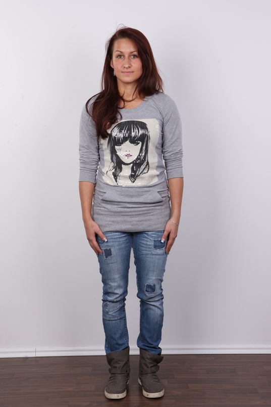 2. Download full pics of Denisa (20) from czechcasting.com