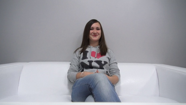 1. Download full pics of Katka (19) from czechcasting.com