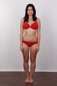 4. Download full pics of Marcela (21) from czechcasting.com