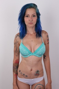 6. Download full pics of Aneta (24) from czechcasting.com