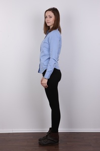 3. Download full pics of Michaela (23) from czechcasting.com