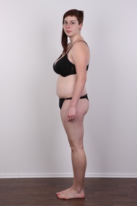 8. Download full pics of Daniela (21) from czechcasting.com