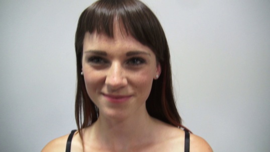 3. Download full pics of Veronika (22) from czechcasting.com