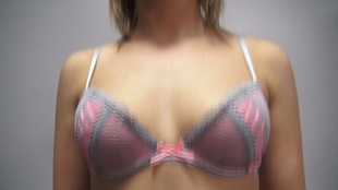 3. Download full pics of Sarka (21) from czechcasting.com