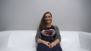 1. Download full pics of Marketa (21) from czechcasting.com