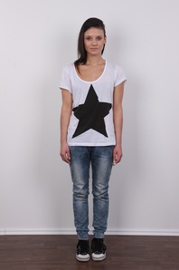 2. Download full pics of Dita (20) from czechcasting.com