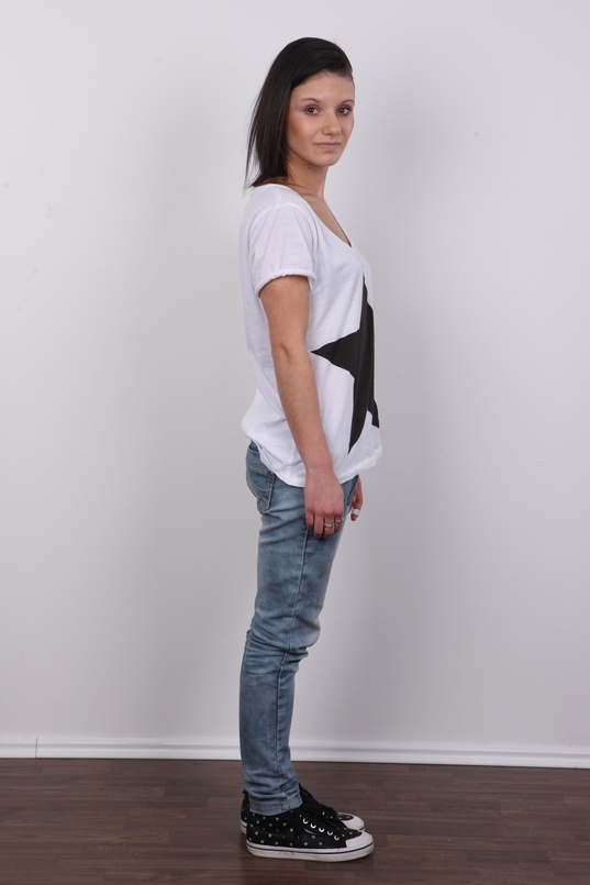 3. Download full pics of Dita (20) from czechcasting.com