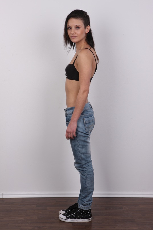 4. Download full pics of Dita (20) from czechcasting.com