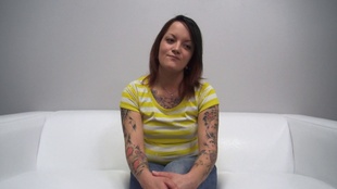 1. Download full pics of Vendula (22) from czechcasting.com