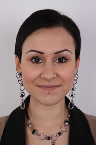 1. Download full pics of Lucie (23) from czechcasting.com