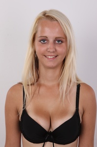 7. Download full pics of Katerina (23) from czechcasting.com