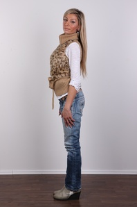 3. Download full pics of Marketa (34) from czechcasting.com