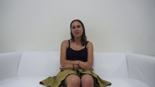 1. Download full pics of Michaela (21) from czechcasting.com