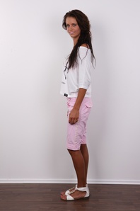 3. Download full pics of Veronika (25) from czechcasting.com