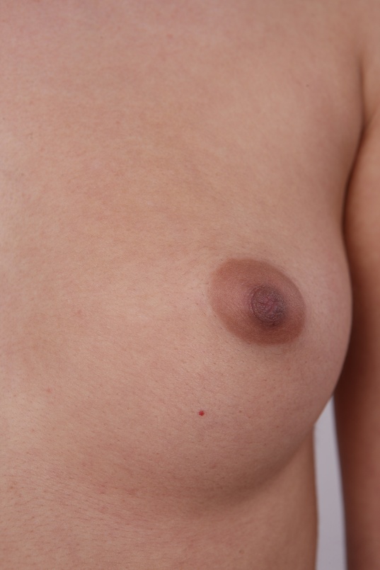 14. Download full pics of Adriana (19) from czechcasting.com