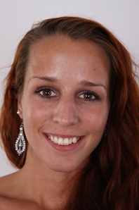 1. Download full pics of Tereza (25) from czechcasting.com