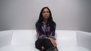 1. Download full pics of Annemarie (19) from czechcasting.com