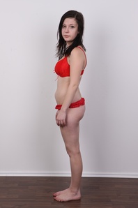 5. Download full pics of Eva (19) from czechcasting.com