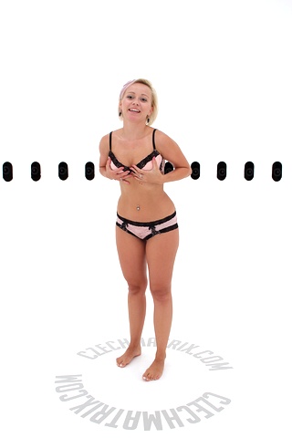 Czech Casting: Sona (24) 360°