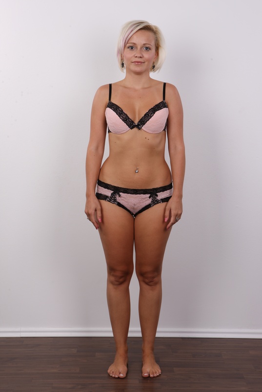 7. Download full pics of Sona (24) from czechcasting.com