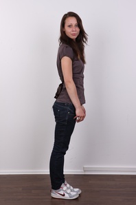 3. Download full pics of Pavla (22) from czechcasting.com