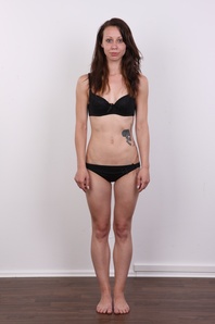 8. Download full pics of Pavla (22) from czechcasting.com