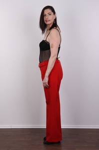 3. Download full pics of Dana (56) from czechcasting.com