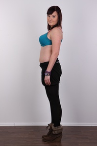 5. Download full pics of Petra (18) from czechcasting.com