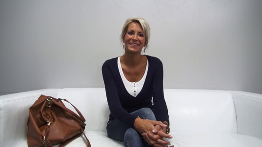 1. Download full pics of Martina (25) from czechcasting.com