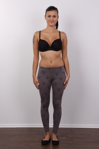 4. Download full pics of Michaela (24) from czechcasting.com