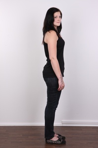 4. Download full pics of Eva (22) from czechcasting.com