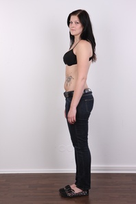 6. Download full pics of Eva (22) from czechcasting.com