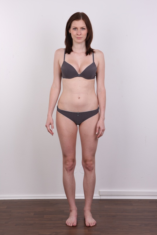 9. Download full pics of Tereza (21) from czechcasting.com