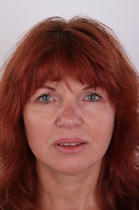 1. Download full pics of Zuzana (43) from czechcasting.com