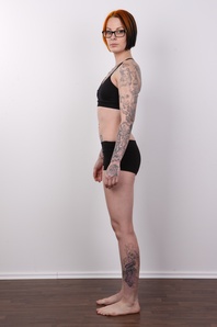 8. Download full pics of Alexandra (26) from czechcasting.com