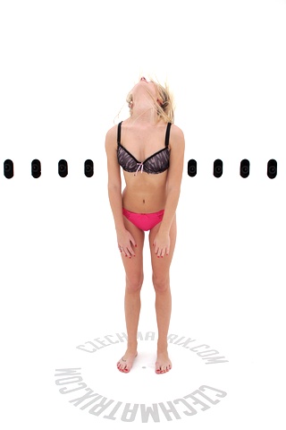 Czech Casting: Michaela (19) 360°