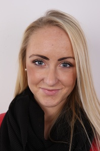 1. Download full pics of Michaela (19) from czechcasting.com