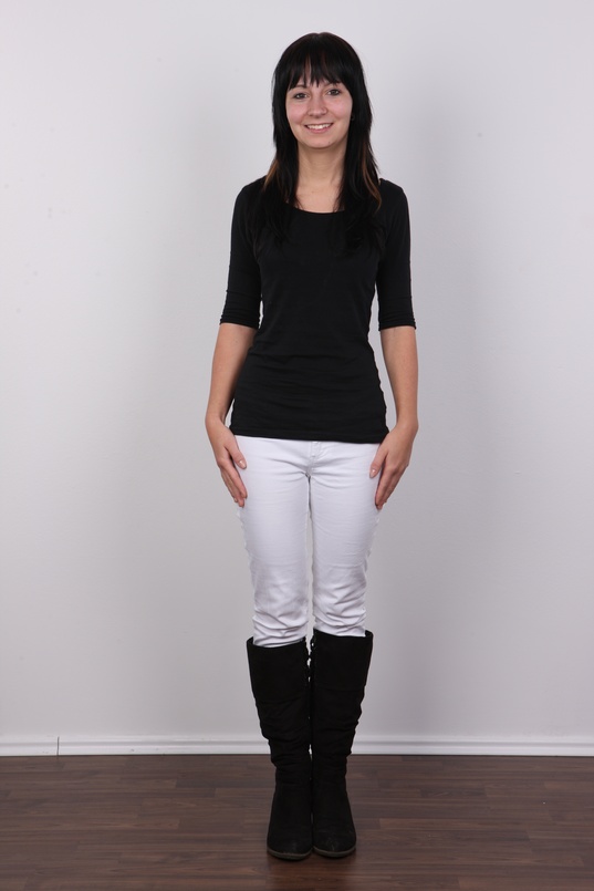 2. Download full pics of Kristyna (22) from czechcasting.com