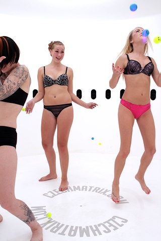 Czech Casting: Alzbeta (18) 360°