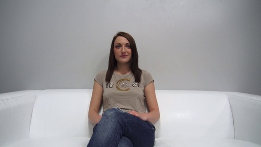 1. Download full pics of Denisa (25) from czechcasting.com