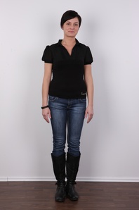 2. Download full pics of Monika (32) from czechcasting.com