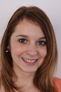 1. Download full pics of Alena (23) from czechcasting.com
