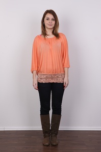 2. Download full pics of Alena (23) from czechcasting.com