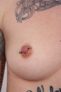 9. Download full pics of Emilie (27) from czechcasting.com