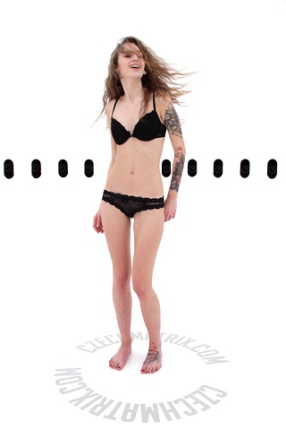 Czech Casting: Natalie (18) 360°