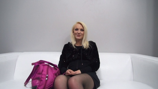 1. Download full pics of Lucie (22) from czechcasting.com