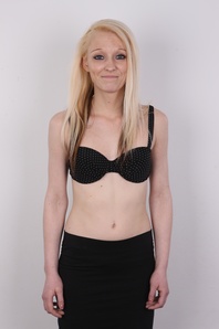 6. Download full pics of Lucie (22) from czechcasting.com