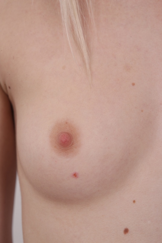 9. Download full pics of Lucie (22) from czechcasting.com