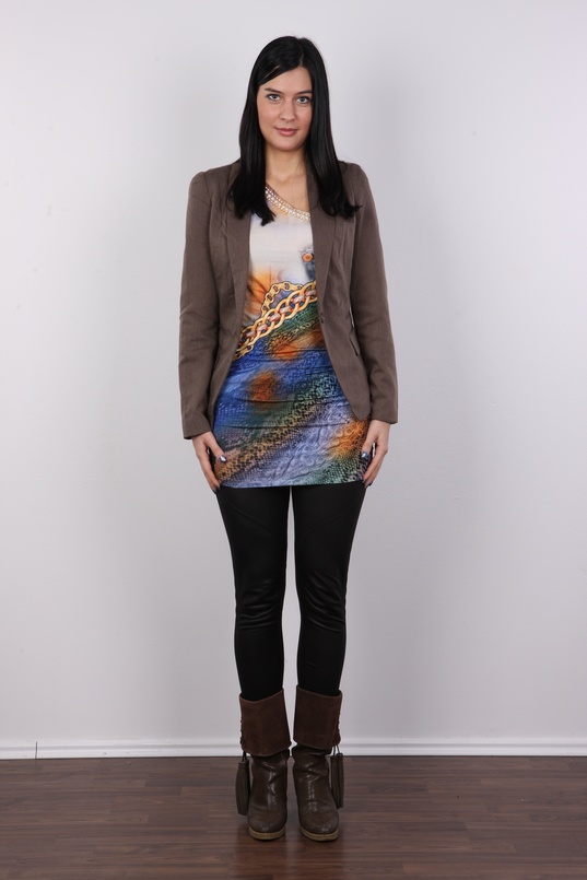 2. Download full pics of Michaela (23) from czechcasting.com